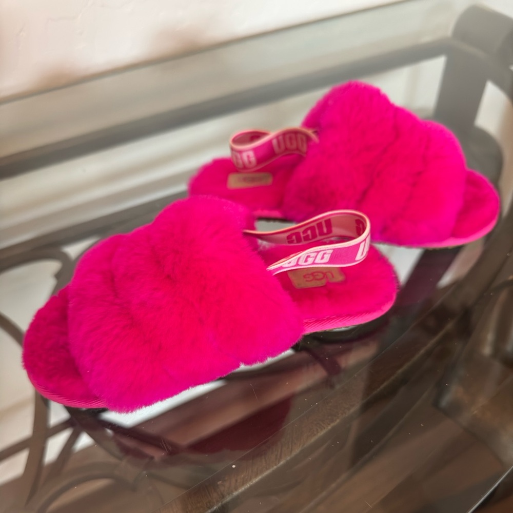 UGG Kids' Fuzzy Pink Slippers